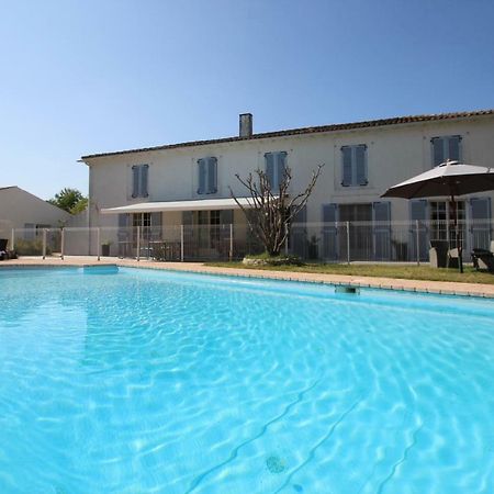 Domaine Du Galon D'Or Villa Arvert Екстериор снимка