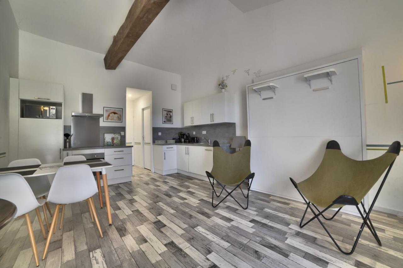 Domaine Du Galon D'Or Villa Arvert Екстериор снимка