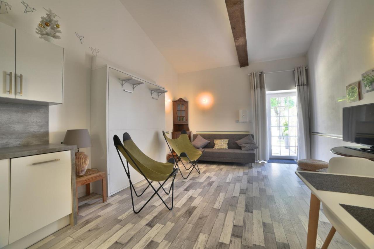 Domaine Du Galon D'Or Villa Arvert Екстериор снимка